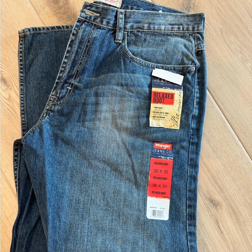 Wrangler Jean Men Bootcut 36x30 NEW
